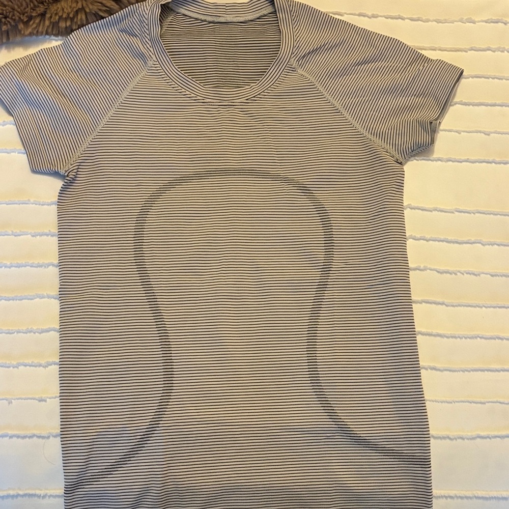 Lululemon SWIFTLY - BLACK/WHITE PINSTRIPED